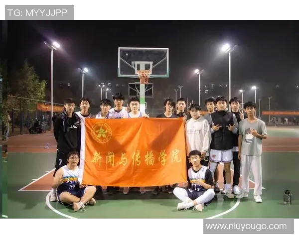 金士顿城与墨尔本鲨鱼的激烈对决揭示了篮球赛场的无限魅力与竞争精神