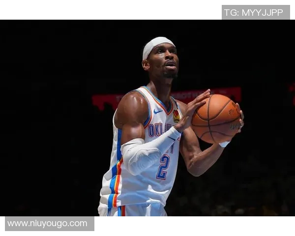 雷霆与火箭激战正酣比赛结果揭晓引发球迷热议 雷霆与火箭激战正酣比赛结果揭晓引发球迷热议