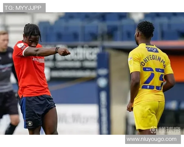 雷丁与韦康比激战正酣谁能在这场较量中笑到最后